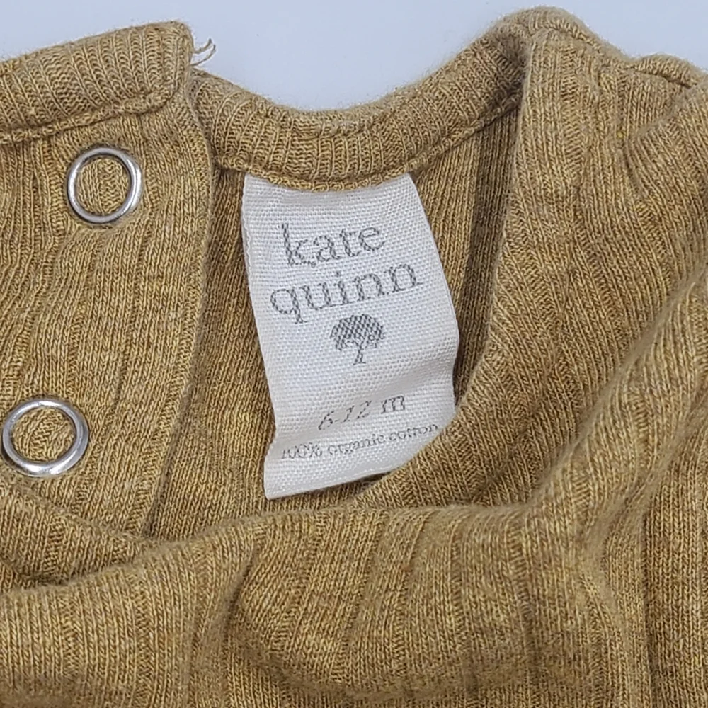 Kate Quinn gold ribbed dress size 6-12 months